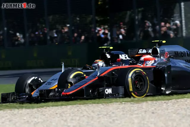 Jenson Button Sergio Perez () (McLaren Honda) Foto zur News: Jenson Button Sergio Perez () (McLaren Honda)