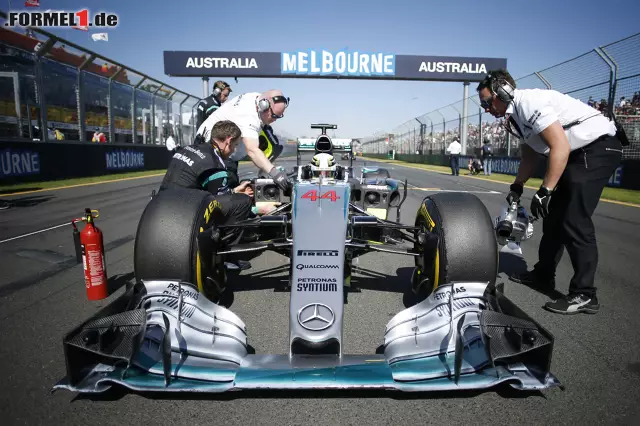 Lewis Hamilton (Mercedes AMG Petronas Formula One Team) Foto zur News: Lewis Hamilton (Mercedes AMG Petronas Formula One Team)