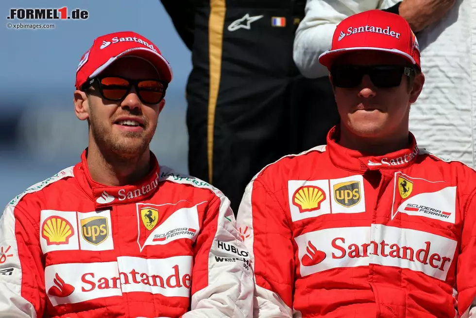 Foto zur News: Sebastian Vettel (Ferrari) und Kimi Räikkönen (Ferrari)