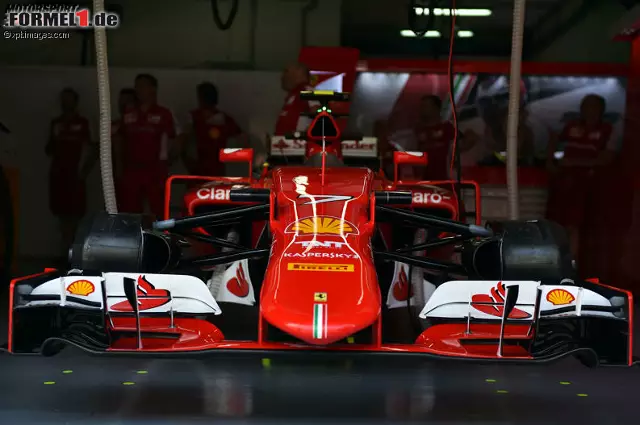 Kimi Räikkönen (Scuderia Ferrari) Foto zur News: Kimi Räikkönen (Scuderia Ferrari)