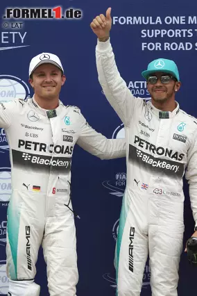 Foto zur News: Lewis Hamilton (Mercedes) und Nico Rosberg (Mercedes)