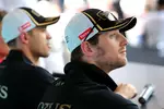 Foto zur News: Romain Grosjean (Lotus) und Pastor Maldonado (Lotus)