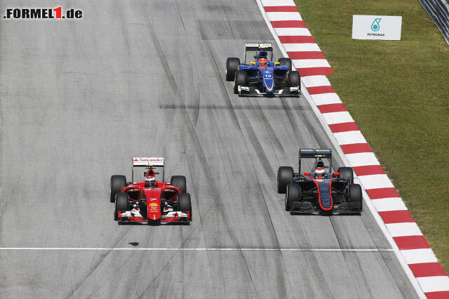 Foto zur News: Kimi Räikkönen, Jenson Button und Felipe Nasr