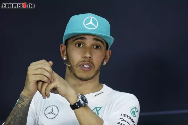 Foto zur News: Erklärungsversuche: Lewis Hamilton wirkte am Funk heute leicht gereizt...