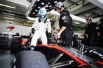 Foto zur News: Fernando Alonso (McLaren) muzss früh aufgeben