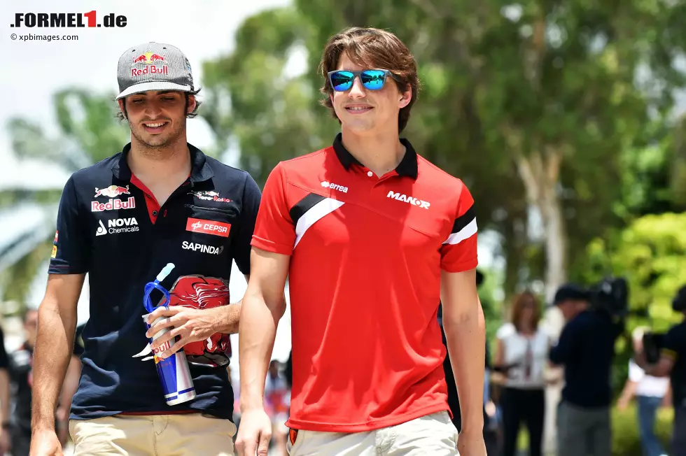 Foto zur News: Carlos Sainz (Toro Rosso) und Roberto Merhi (Manor-Marussia)