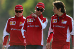Foto zur News: Kimi Räikkönen (Ferrari) und Esteban Gutierrez
