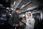 Foto zur News: Nico Rosberg (Mercedes) und Toto Wolff