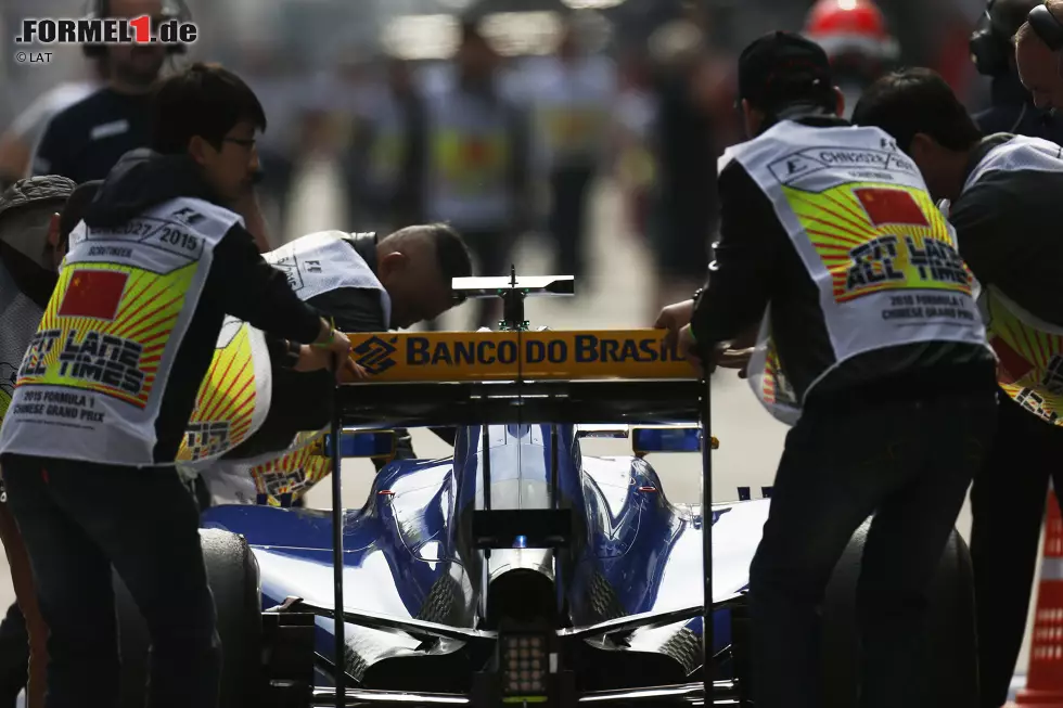 Foto zur News: Felipe Nasr (Sauber F1 Team)