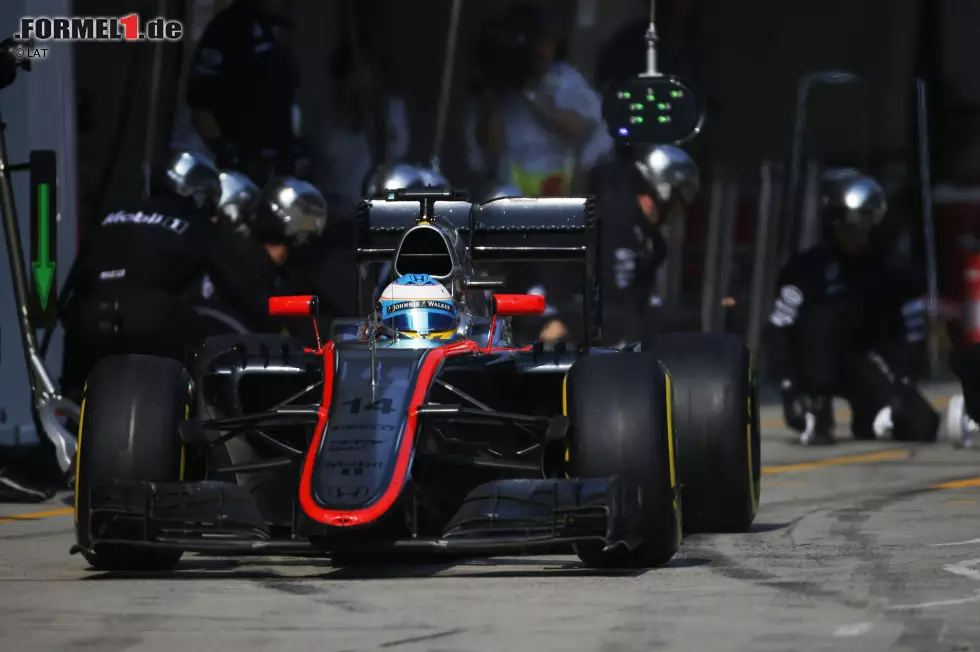 Foto zur News: Fernando Alonso (McLaren)
