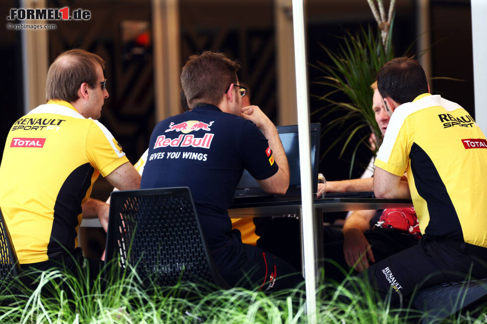 Foto zur News: Nächstes Meeting zwischen Red Bull und Renault