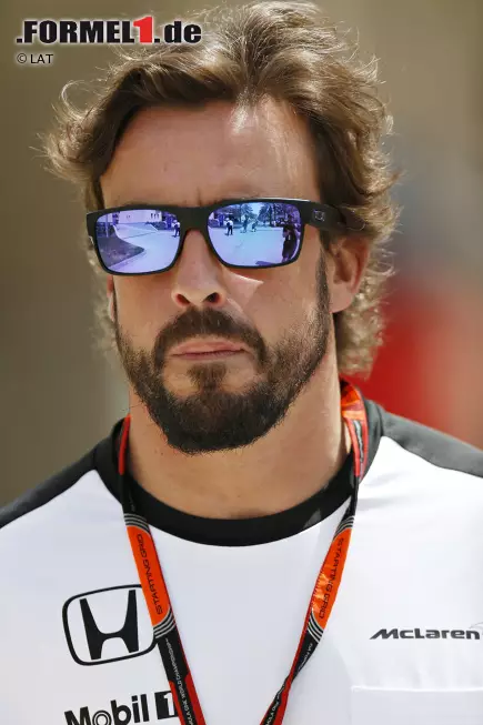 Foto zur News: Fernando Alonso (McLaren)