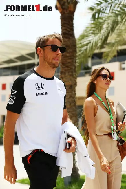 Foto zur News: Jenson Button (McLaren)