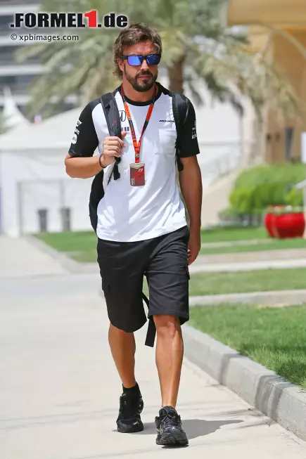 Foto zur News: Fernando Alonso (McLaren)