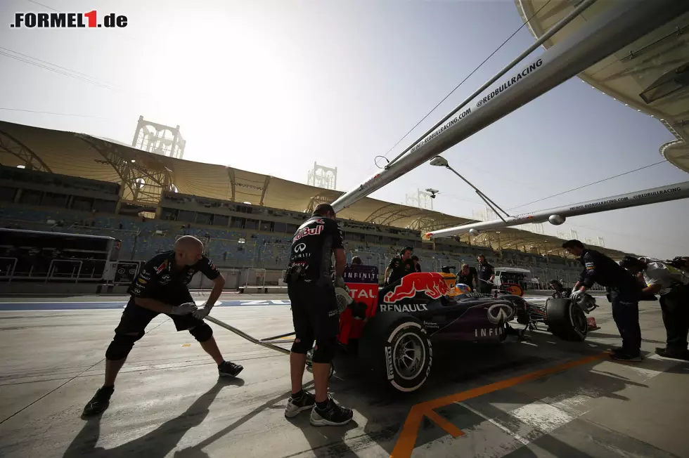 Foto zur News: Daniel Ricciardo (Infiniti Red Bull Racing)