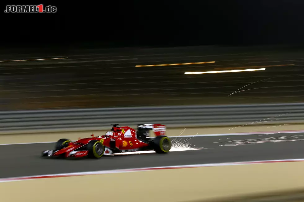 Foto zur News: Ließ es im Qualifying in Manana richtig krachen: Sebastian Vettel im Ferrari