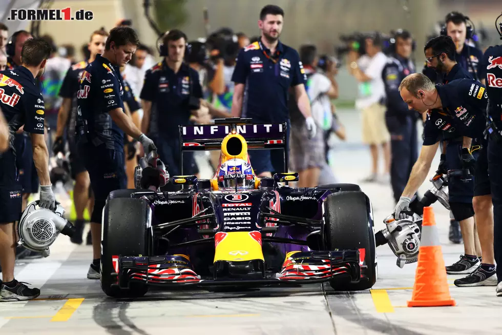 Foto zur News: Daniel Ricciardo (Infiniti Red Bull Racing)