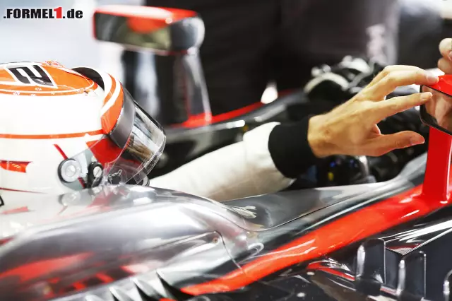 Foto zur News: Jenson Button (McLaren Honda)