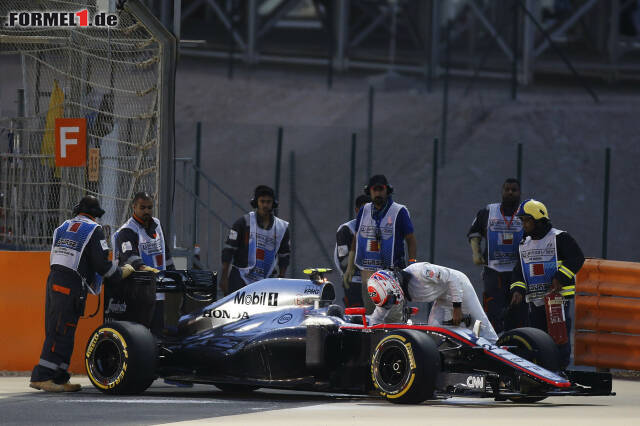 Foto zur News: Schaffte im Qualifying in Bahrain nicht einmal eine Runde: Jenson Button