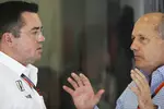 Foto zur News: Eric Boullier und Ron Dennis