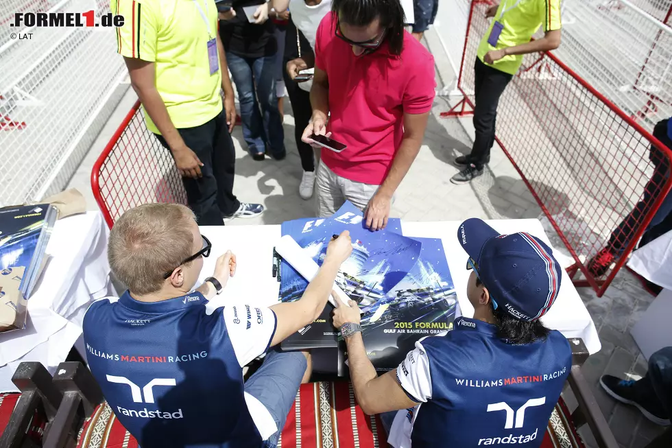 Foto zur News: Felipe Massa (Williams) und Valtteri Bottas (Williams)