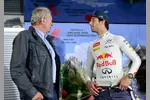 Foto zur News: Helmut Marko und Daniel Ricciardo (Red Bull)