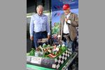 Foto zur News: Helmut Marko und Niki Lauda