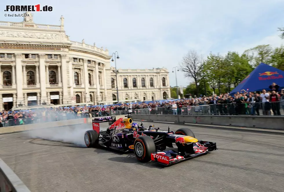 Foto zur News: Daniel Ricciardo (Red Bull)