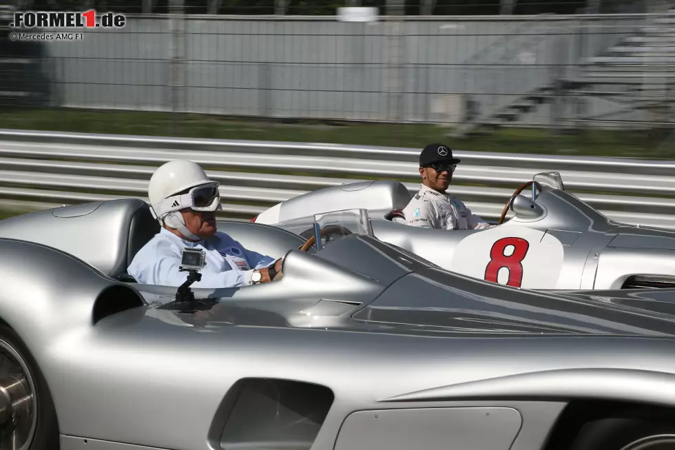 Foto zur News: Lewis Hamilton und Stirling Moss