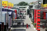 Foto zur News: Paddock in Barcelona