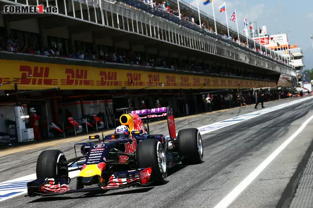 Foto zur News: Daniel Ricciardo (Infiniti Red Bull Racing)