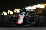 Foto zur News: Fernando Alonso (McLaren)