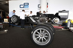 Foto zur News: Martin Brundle testet einen GP2-Prototypen mit 18-Zoll-Rädern von Pirelli
