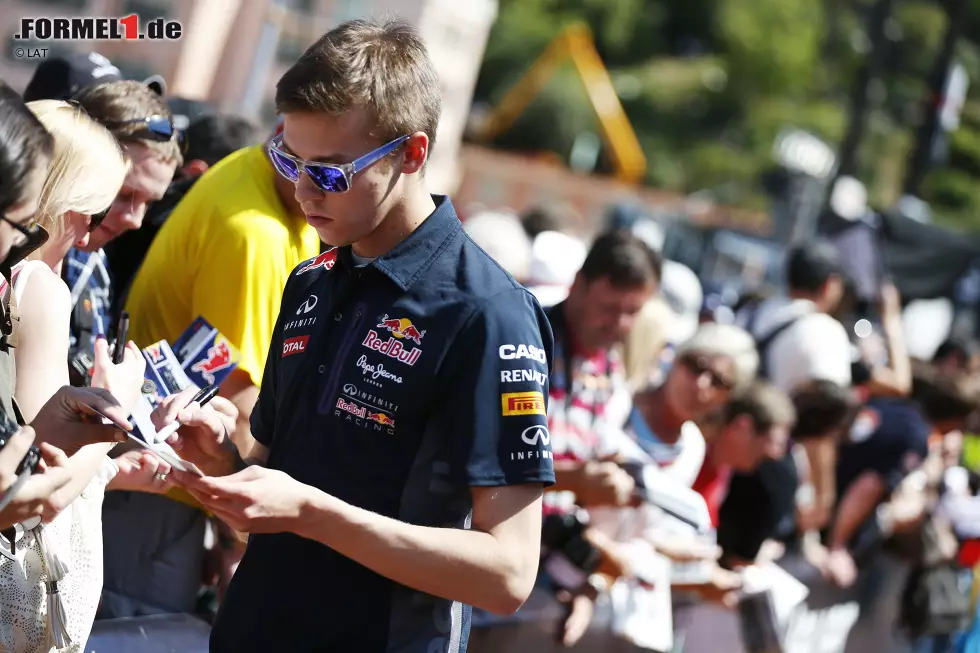 Foto zur News: Daniil Kwjat (Red Bull)