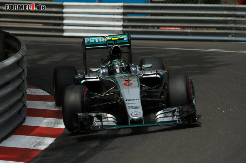 Foto zur News: Nico Rosberg wirkte lange Zeit stärker als Hamilton, doch am Ende musste sich der Deutsche mit 0,342 Sekunden Rückstand geschlagen geben