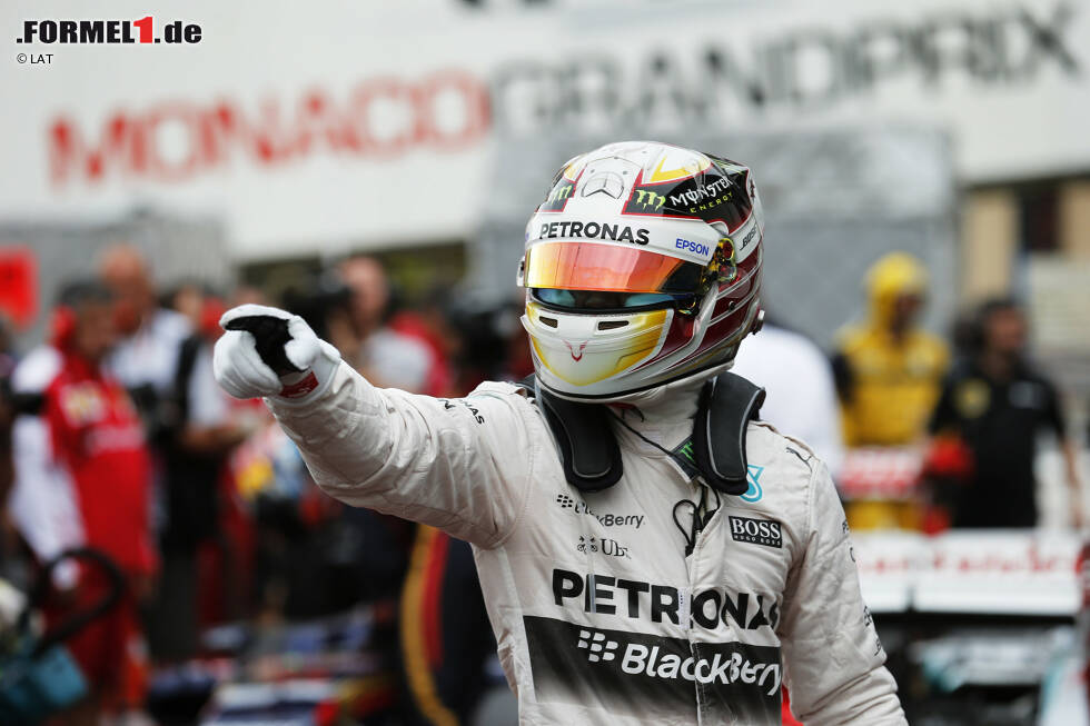 Foto zur News: Lewis Hamilton darf zum ersten Mal in Monte Carlo über eine Pole-Position jubeln