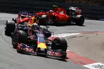 Gallerie: Daniel Ricciardo (Red Bull) und Kimi Räikkönen (Ferrari)