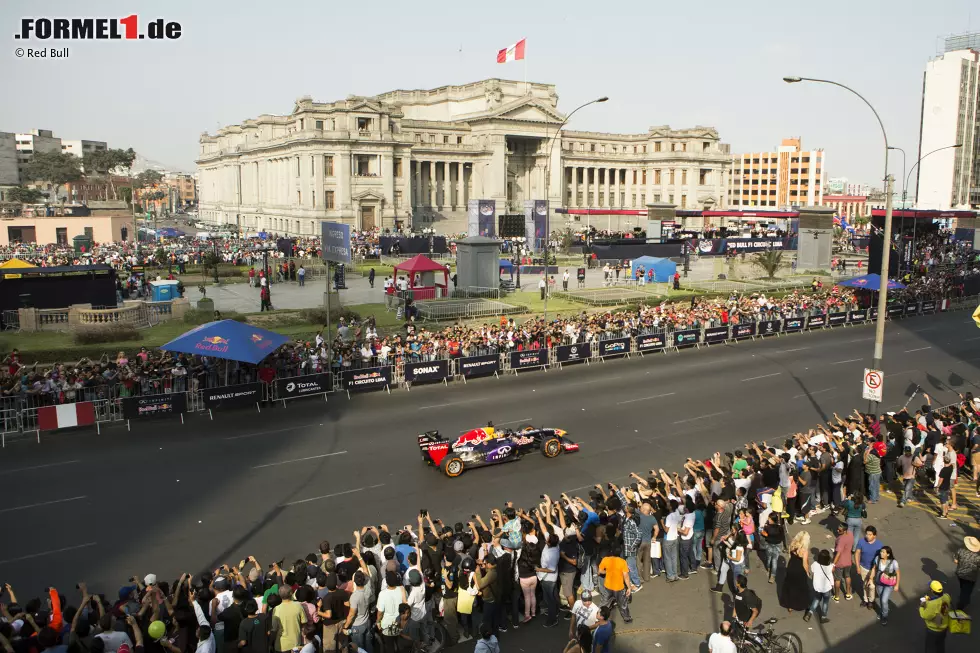 Foto zur News: Carlos Sainz (Red Bull)