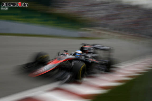 Foto zur News: Fernando Alonso soll noch mehr Power und eine neue Nase erhalten