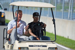 Foto zur News: Lewis Hamilton (Mercedes) und David Coulthard