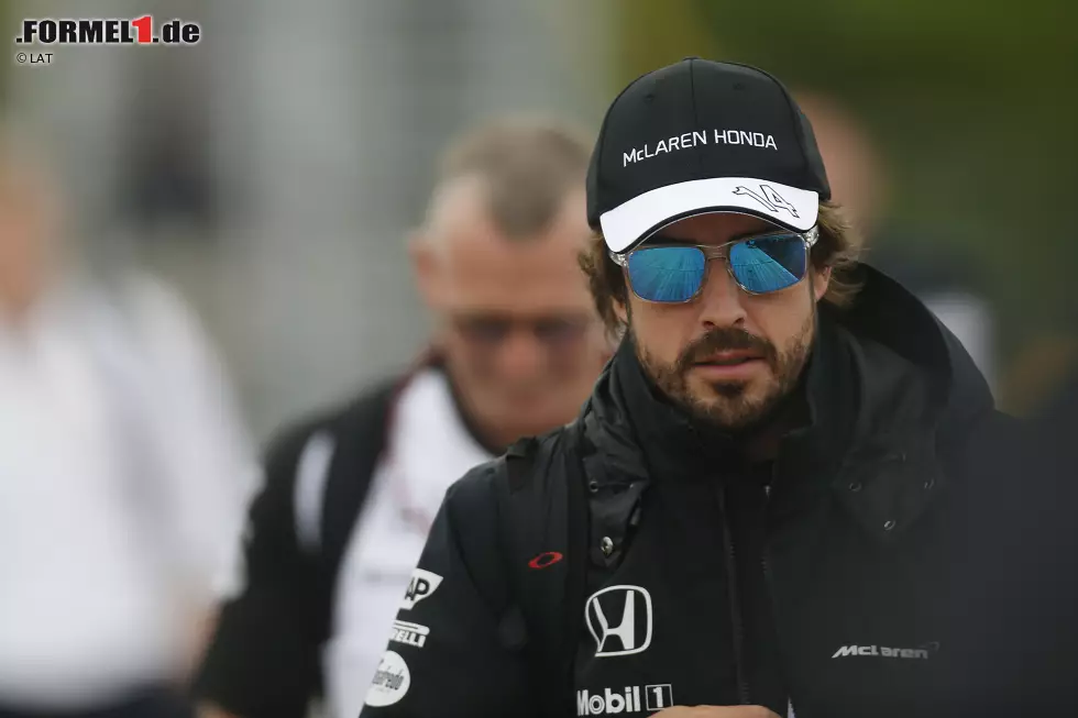 Foto zur News: Fernando Alonso (McLaren)