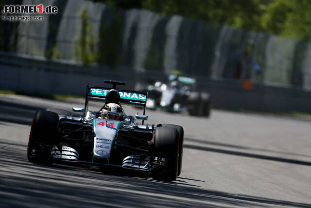 Foto zur News: Lewis Hamilton war am Ende um 0,309 Sekunden schneller als sein Teamkollege und...