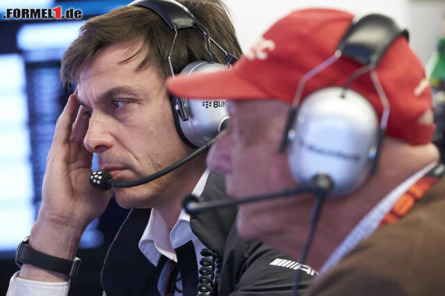 Foto zur News: Formel-1-Live-Ticker: Spaßvogel Sebastian Vettel an der Tanke