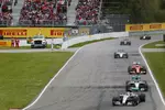 Foto zur News: Lewis Hamilton (Mercedes), Nico Rosberg (Mercedes) und Kimi Räikkönen (Ferrari)