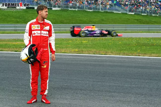 Foto zur News: Sebastian Vettel war am Freitag schnell auf der Strecke (Bestzeit mit 1:09.600 Minuten), aber auch lange abseits der Strecke, denn...