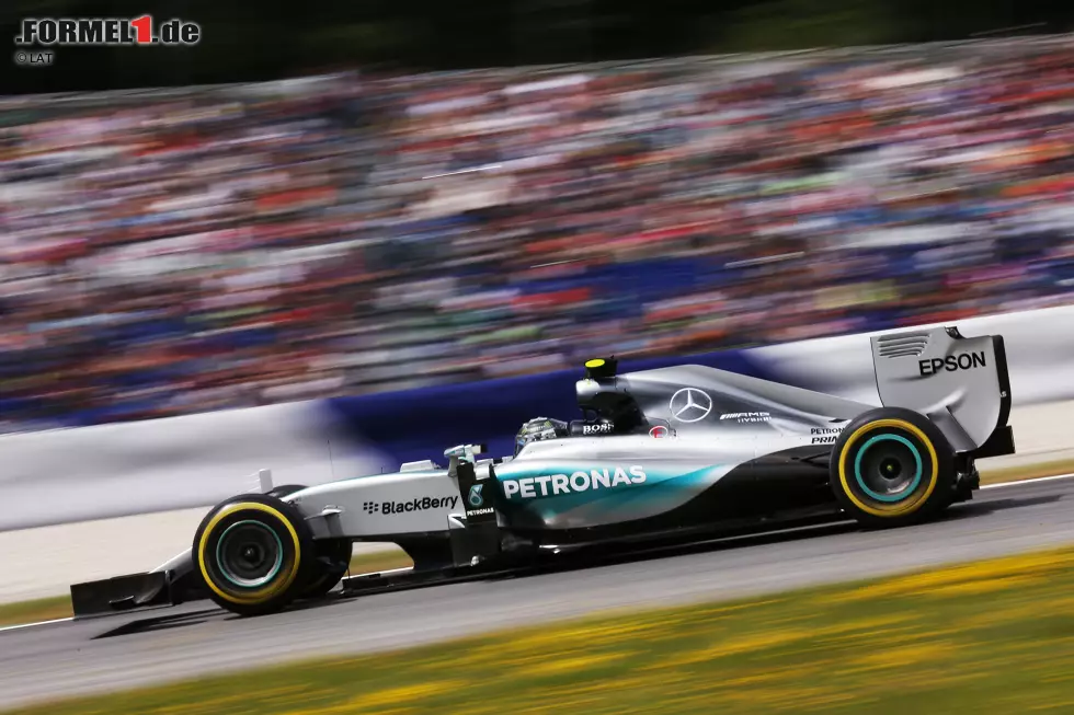 Foto zur News: Nico Rosberg kam mit dem Kurs sofort gut zurecht und beendete den Tag nach Bestzeit am Vormittag mit 0,011 Sekunden Abstand auf Position zwei