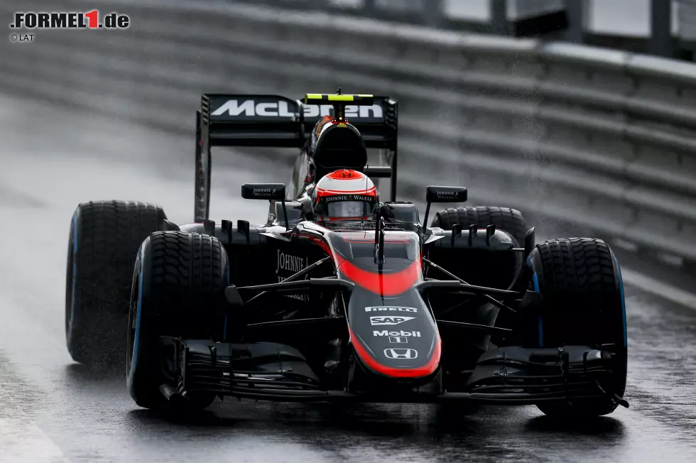 Foto zur News: Jenson Button (McLaren)