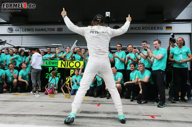 Nico Rosberg (Mercedes AMG Petronas Formula One Team) Foto zur News: Nico Rosberg (Mercedes AMG Petronas Formula One Team)