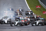 Foto zur News: Nico Rosberg (Mercedes), Lewis Hamilton (Mercedes), Sebastian Vettel (Ferrari) und Felipe Massa (Williams)
