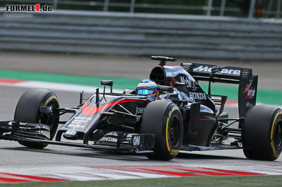 Foto zur News: Fernando Alonso (McLaren)